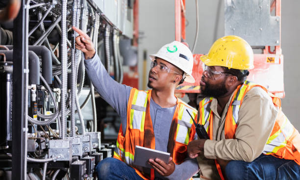 Best Local Electrician Companies  in Bremerton, WA